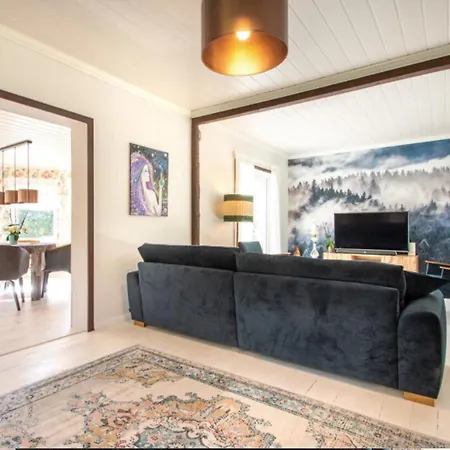 Private House With A Garden In Kristiine 别墅