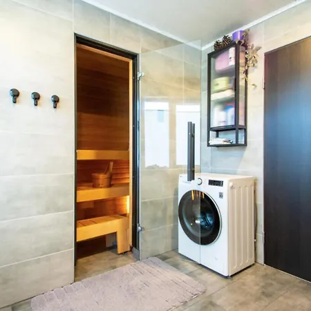 Private House With A Garden In Kristiine Willa Tallin